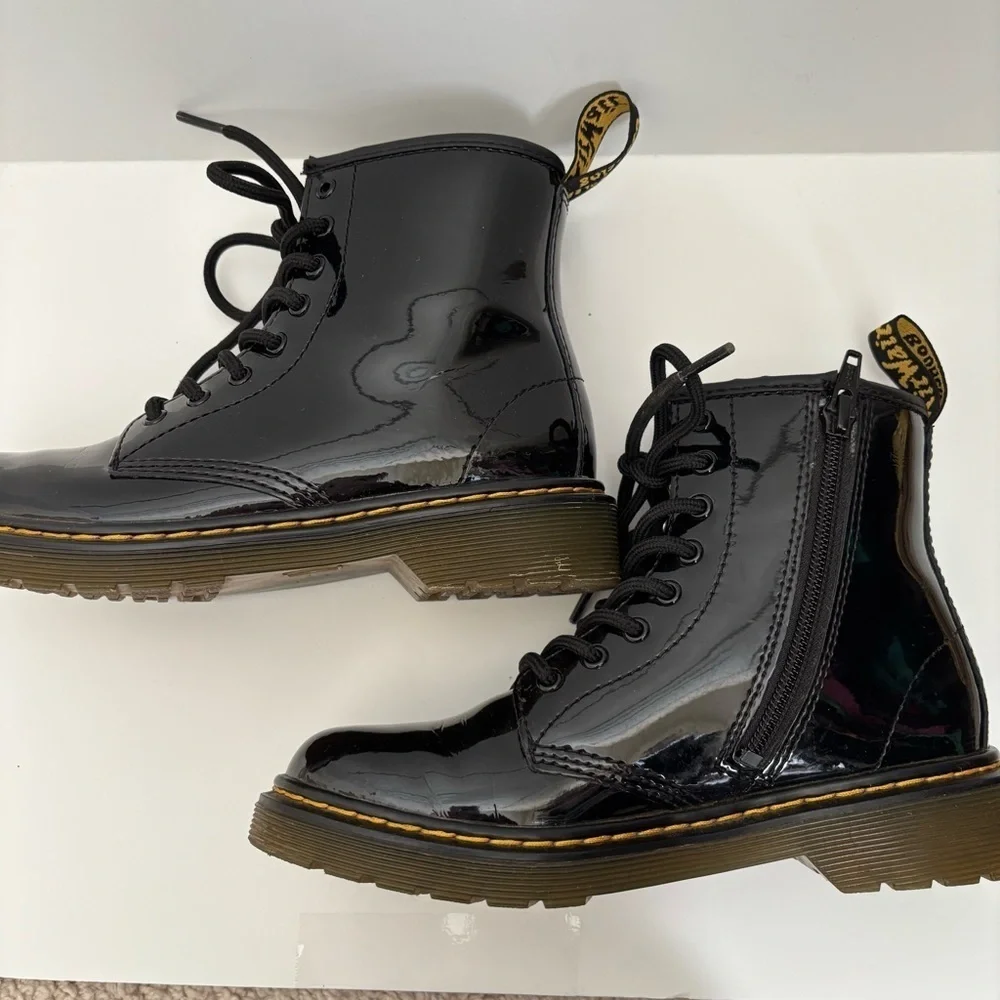 Dr. Martens 1460 Black Patent Leather Kids Boots Size US 2
